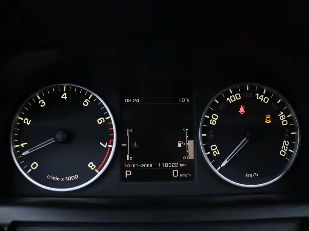 Land Rover Sport — миниатюра 26