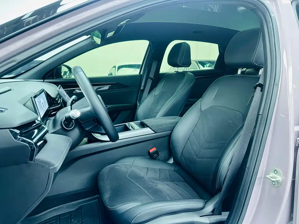 GEELY GALAXY GALAXY L6