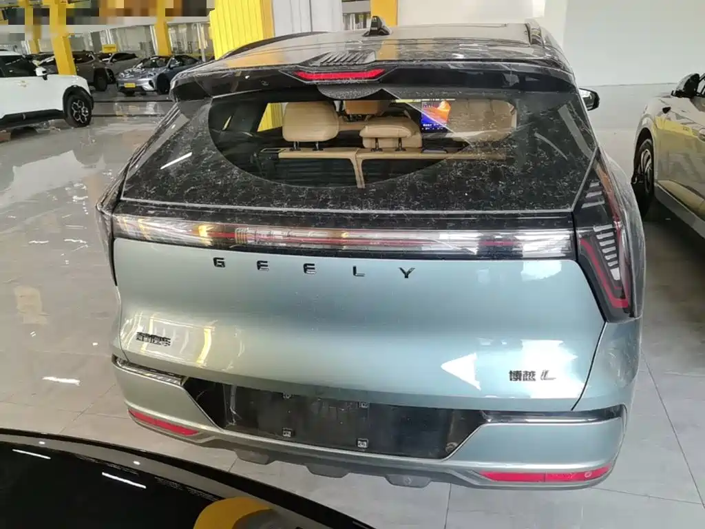 Geely Boyue L — миниатюра 6