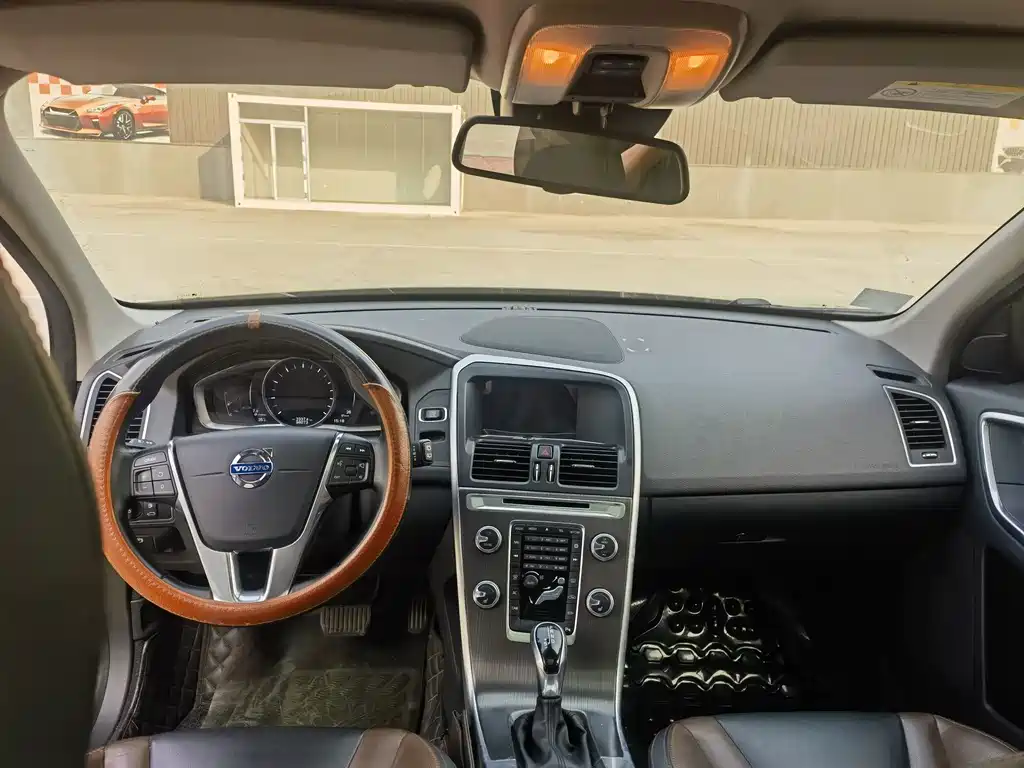 Volvo XC60 — миниатюра 13