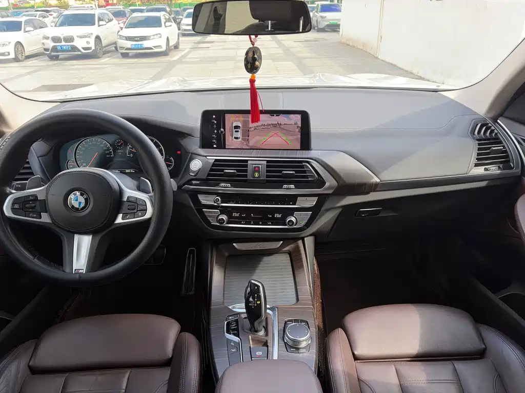 BMW X3 — миниатюра 9