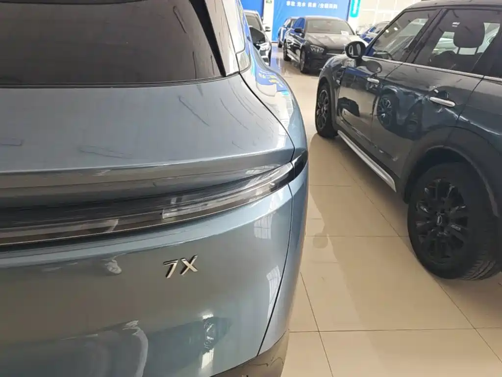 Zeekr 7X — миниатюра 8
