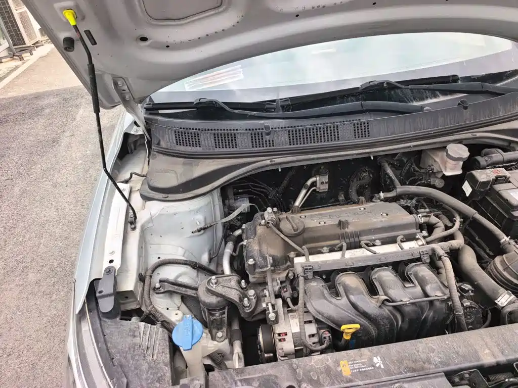 Hyundai Elantra — миниатюра 20