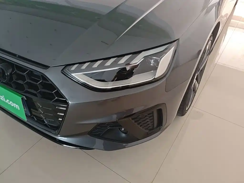 Audi A4L — миниатюра 24