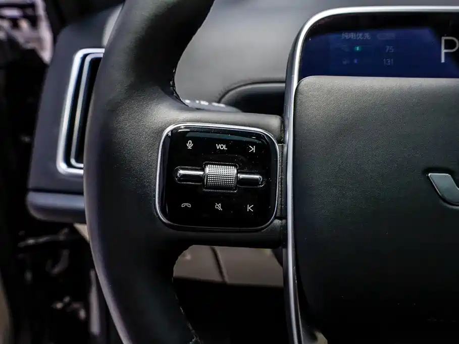 Li Auto Li L9 — миниатюра 17