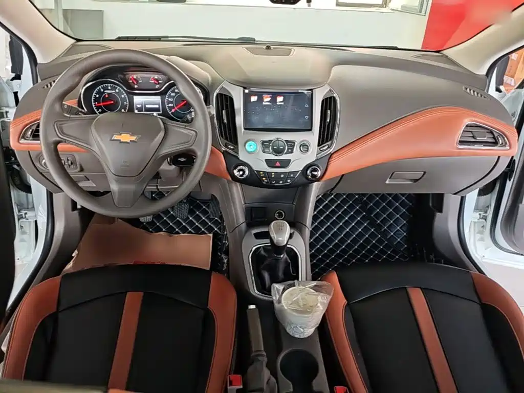 Chevrolet Cruze — миниатюра 10