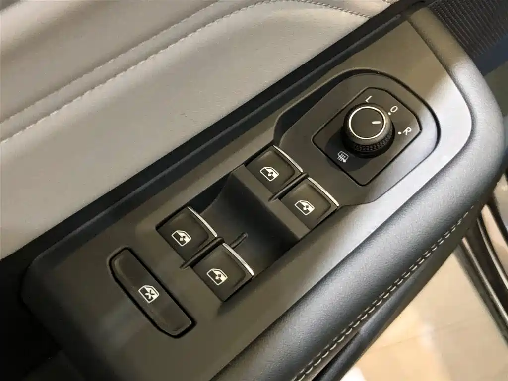Volkswagen Tavendor — миниатюра 5