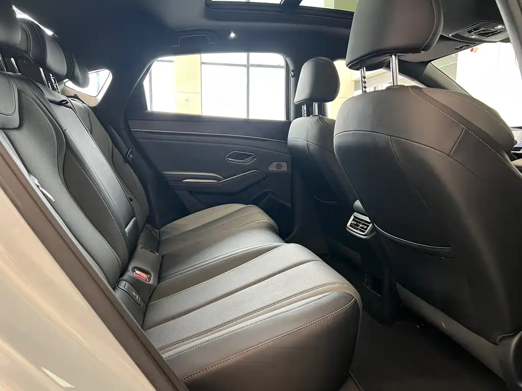 BYD Qin L — миниатюра 9