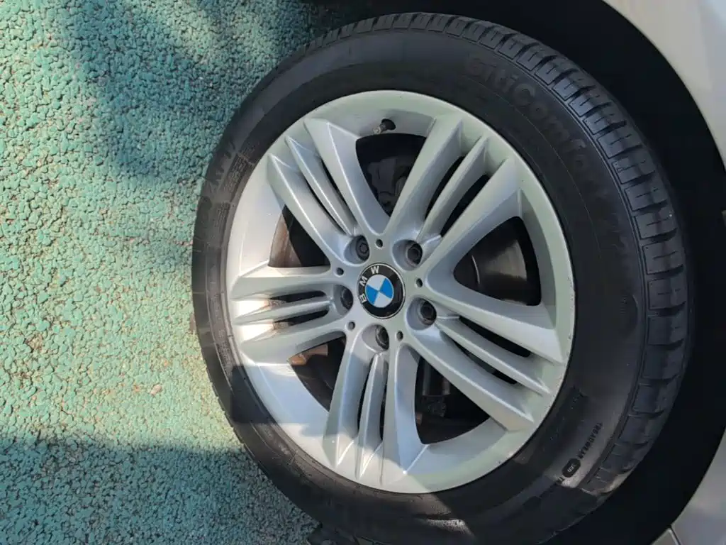 BMW 3 Series — миниатюра 23