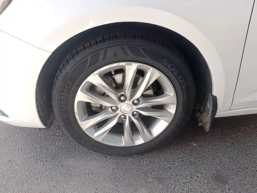 Buick Verano — миниатюра 23
