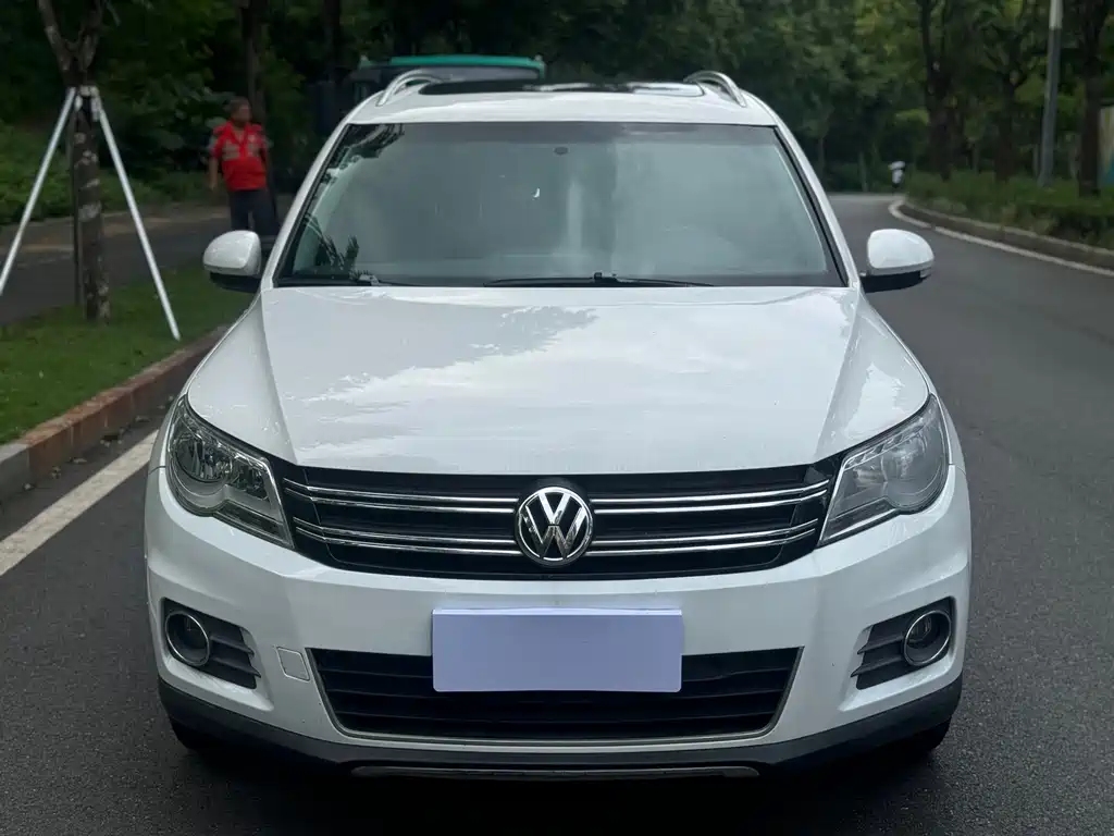 Volkswagen Tiguan — миниатюра 2