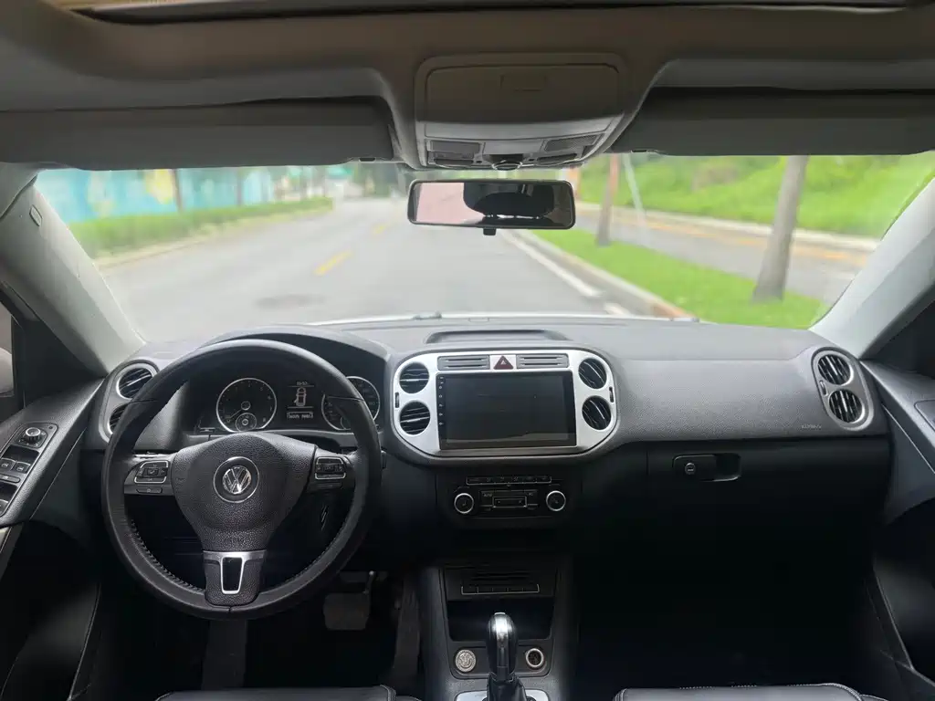 Volkswagen Tiguan — миниатюра 9