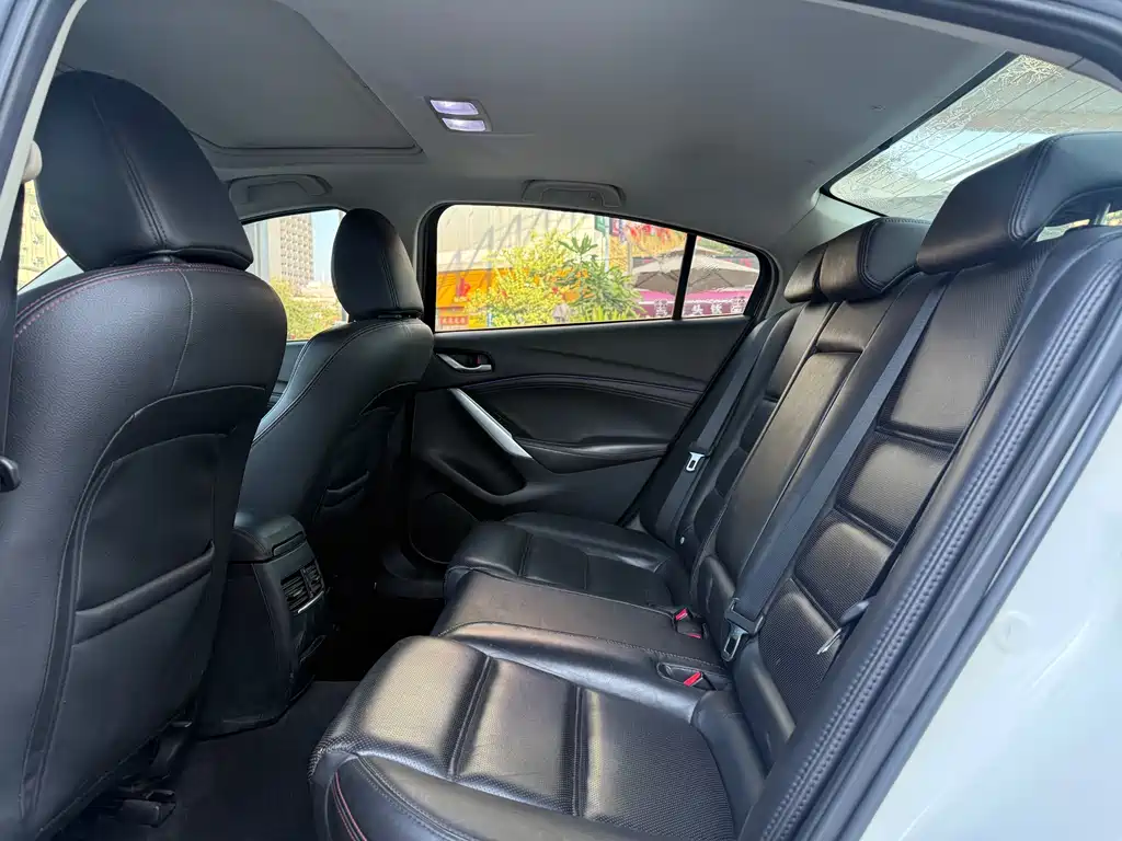 Mazda Atenza — миниатюра 8