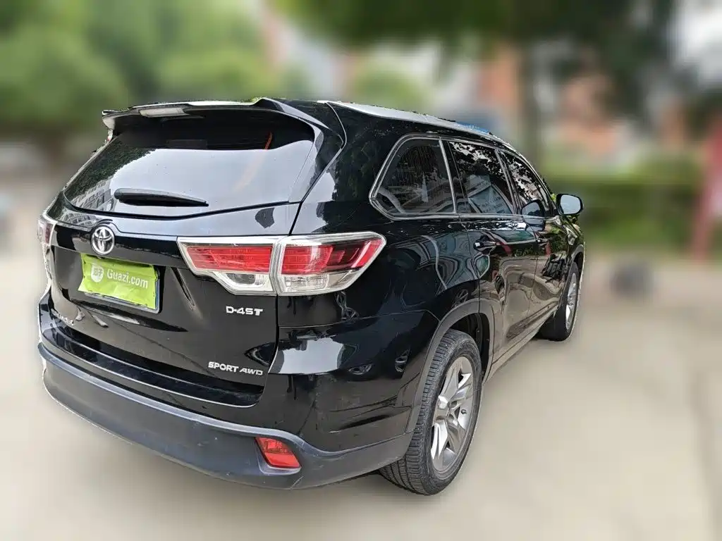 Toyota Highlander — миниатюра 4