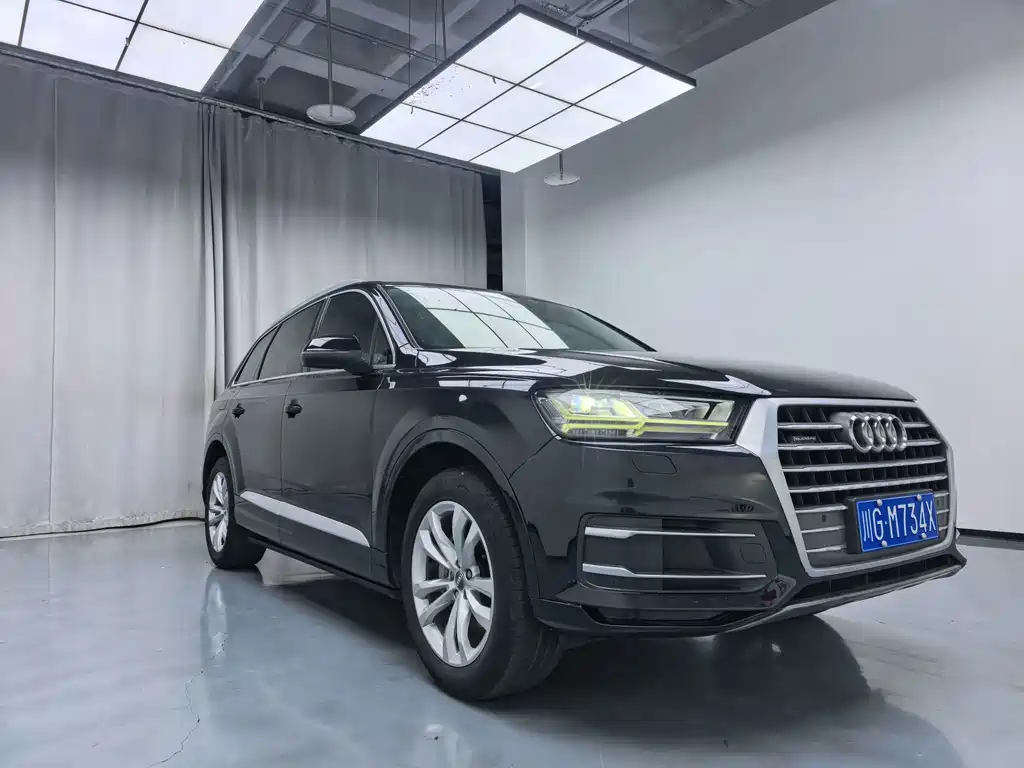 Audi Q7 — миниатюра 4
