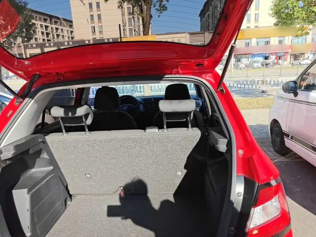 Skoda Fabia — миниатюра 19