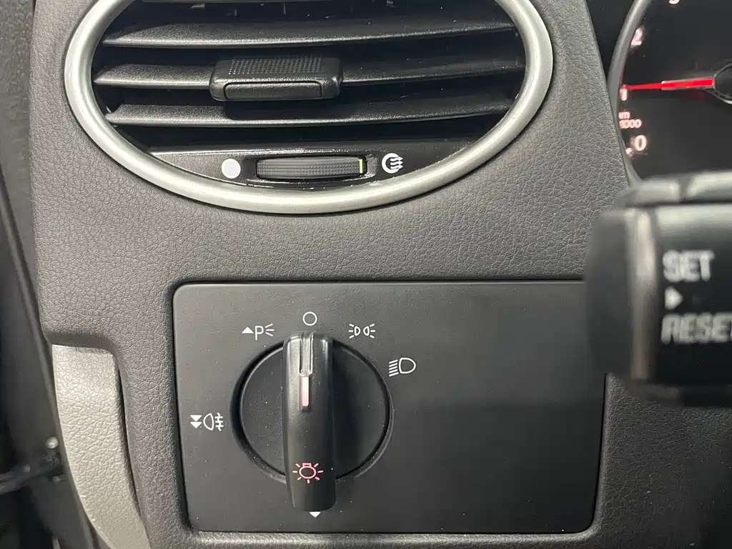 Ford Focus — миниатюра 19