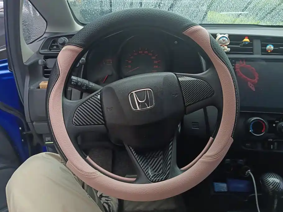 Honda Fit — миниатюра 15