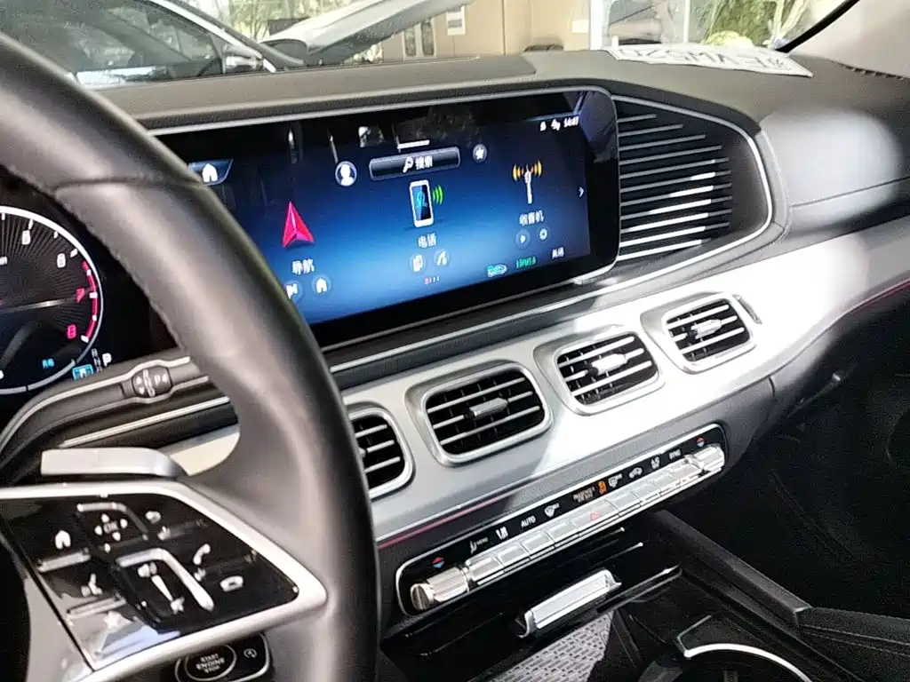 Mercedes-Benz GLE (Import) — миниатюра 13