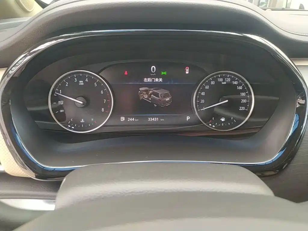 Buick GL8 — миниатюра 12