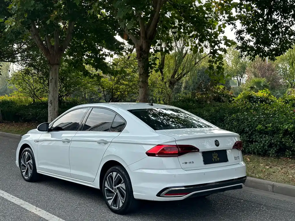 Volkswagen Bora — миниатюра 23