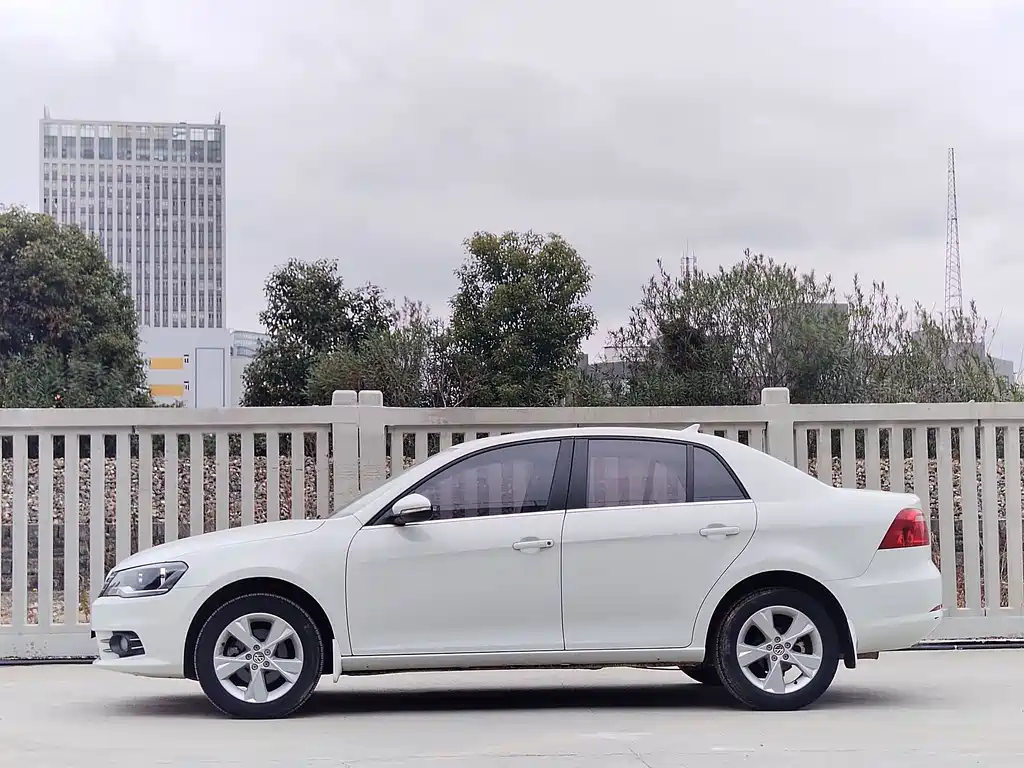 Volkswagen Bora — миниатюра 8