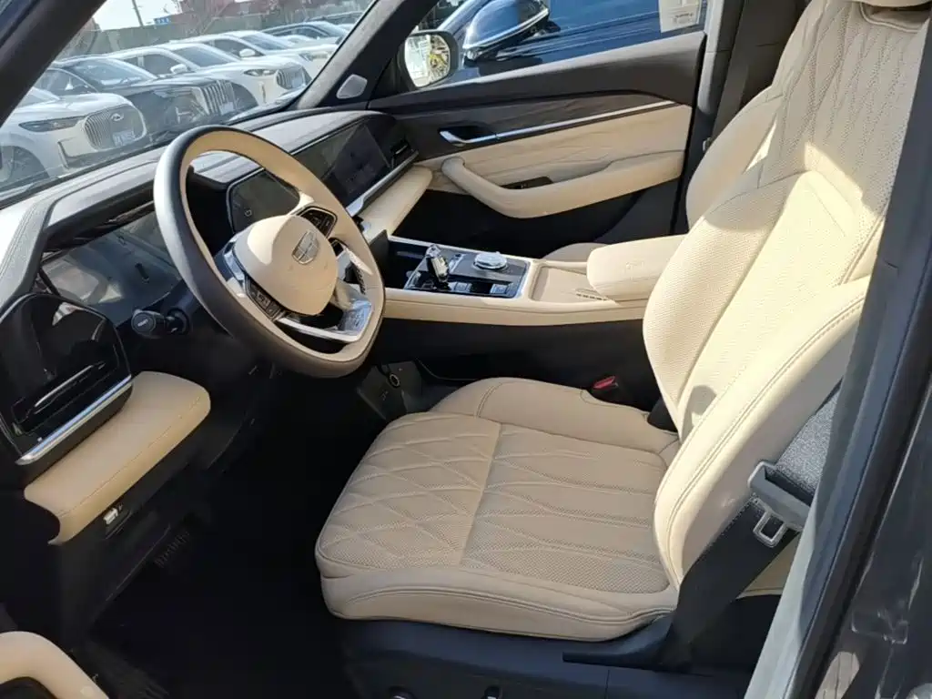 Geely Xingyue L — миниатюра 15