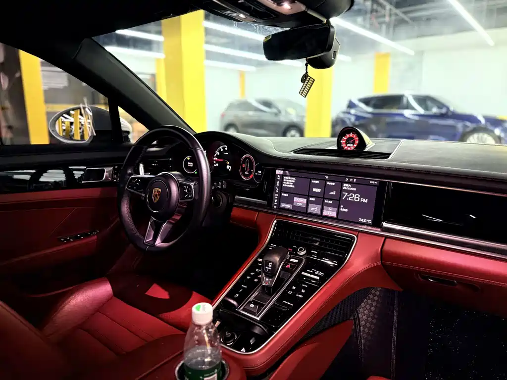 Porsche Panamera — миниатюра 10