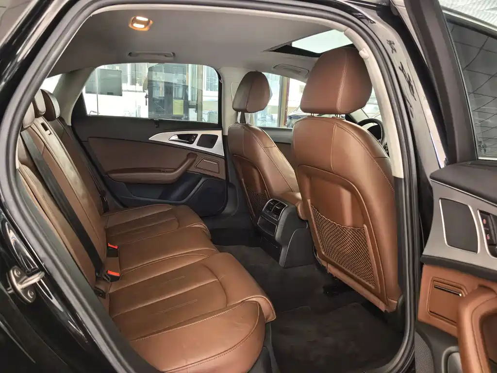 Audi A6L — миниатюра 12