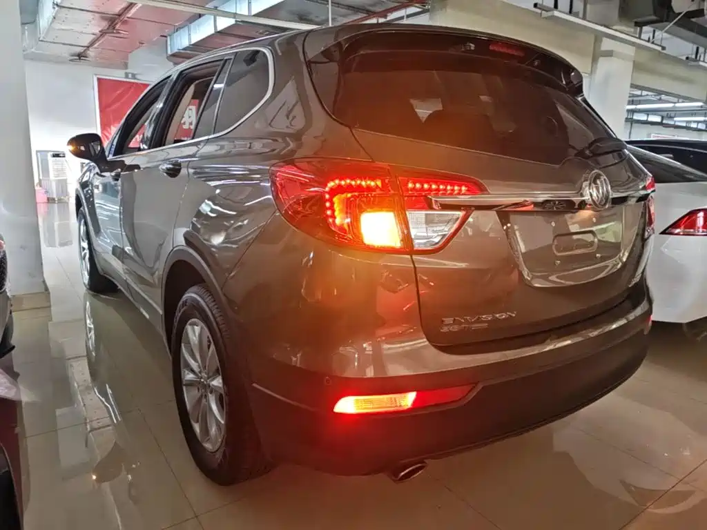 Buick Envision Plus — миниатюра 5