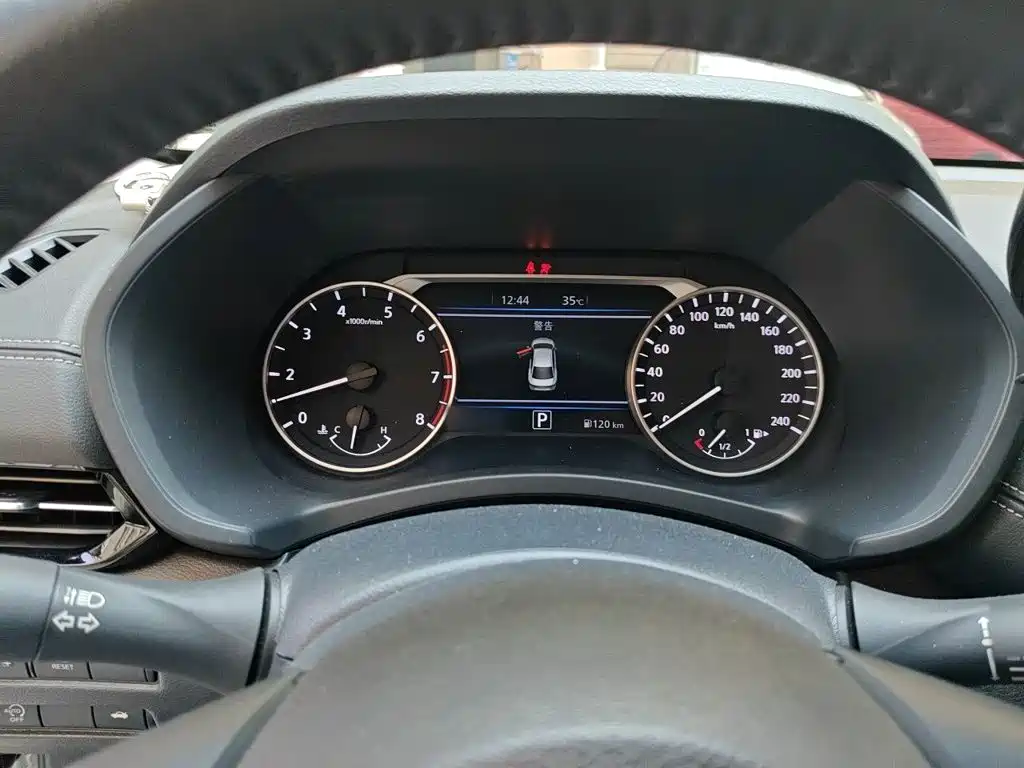 Nissan Sylphy — миниатюра 4