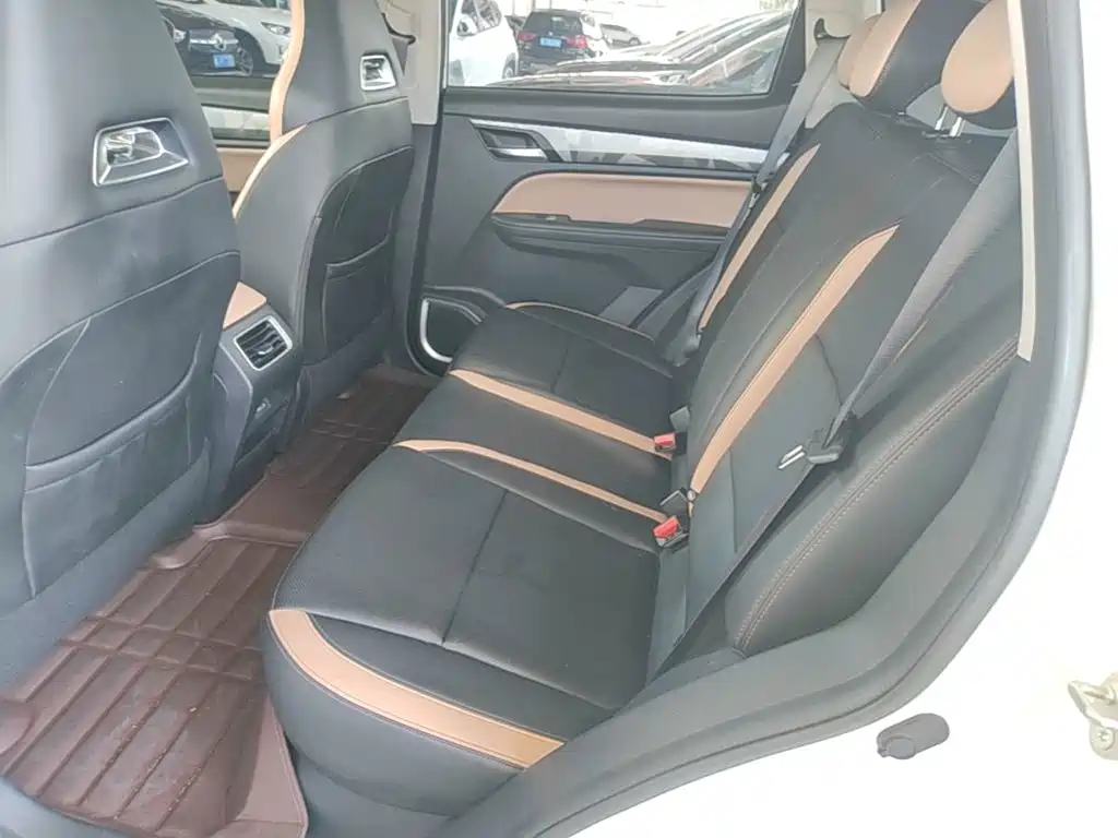 Geely Haoyue PRO — миниатюра 17