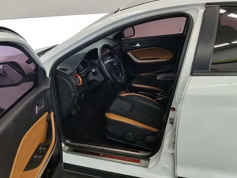 Chery Tiggo 3x — миниатюра 9
