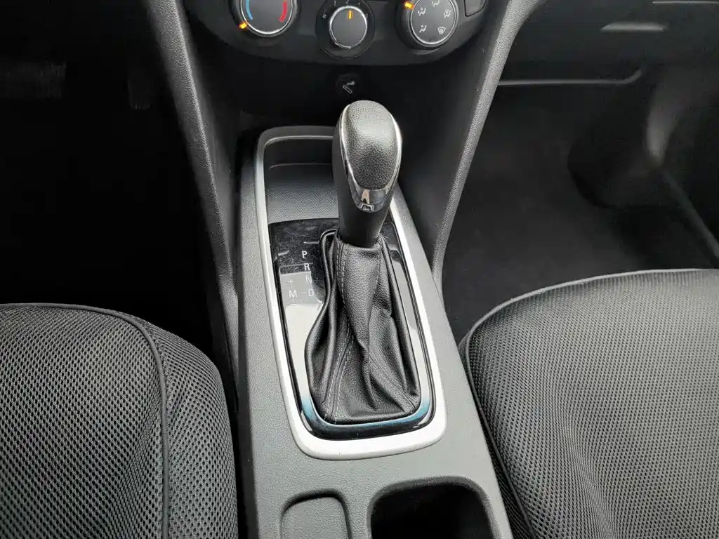 Chevrolet Cavalier — миниатюра 13