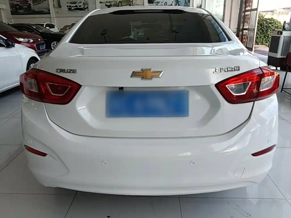 Chevrolet Cruze — миниатюра 6
