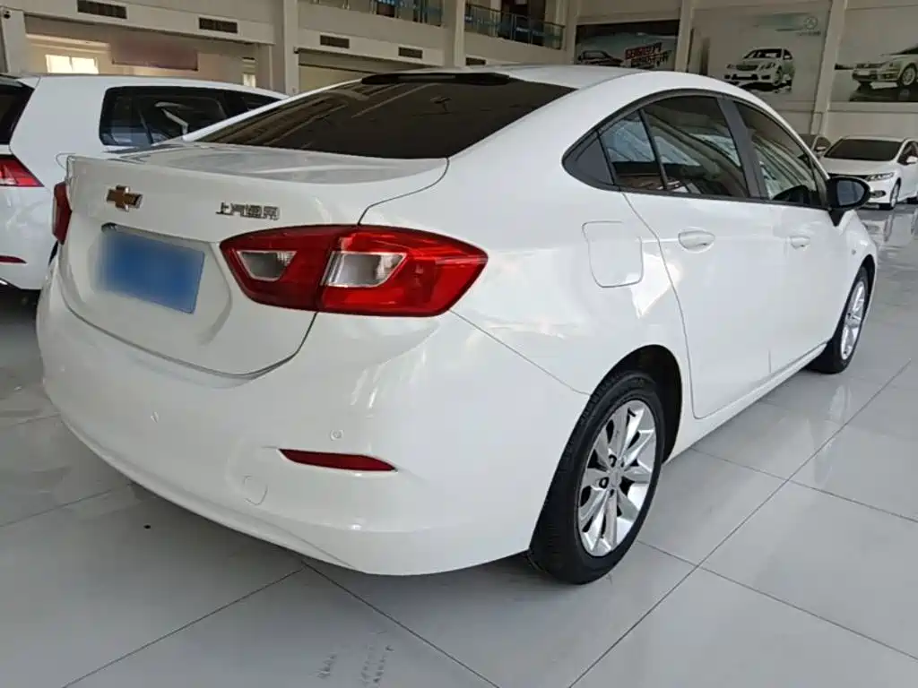 Chevrolet Cruze — миниатюра 7