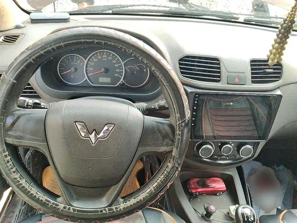 Wuling Hongguang — миниатюра 13