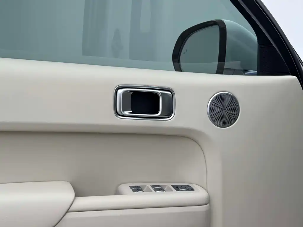 Li Auto Li L7 — миниатюра 9