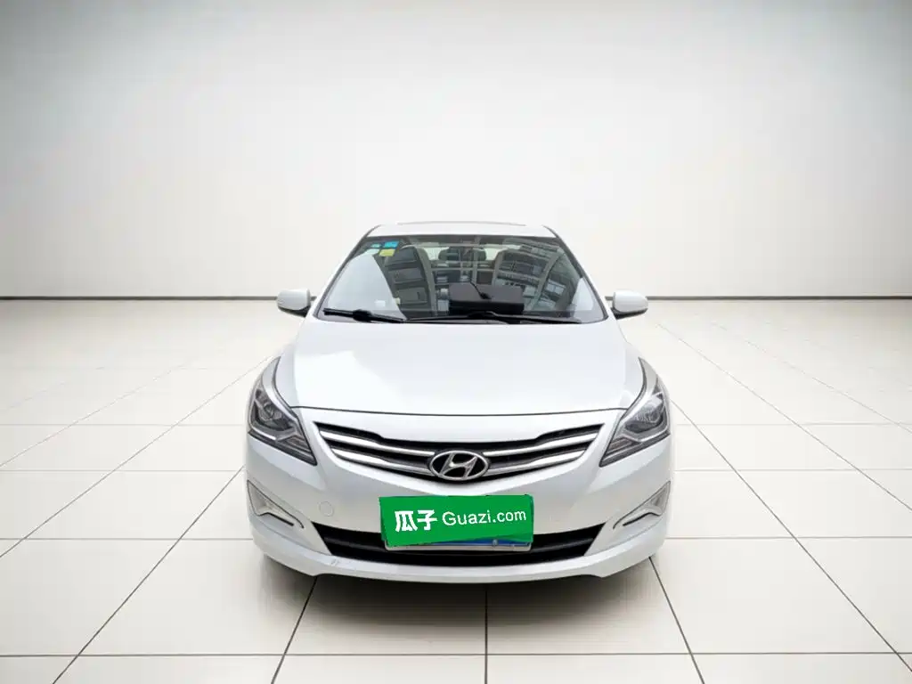 Hyundai Verna — миниатюра 2