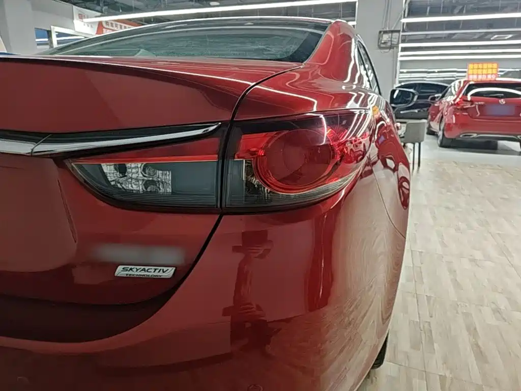 Mazda Atenza — миниатюра 8