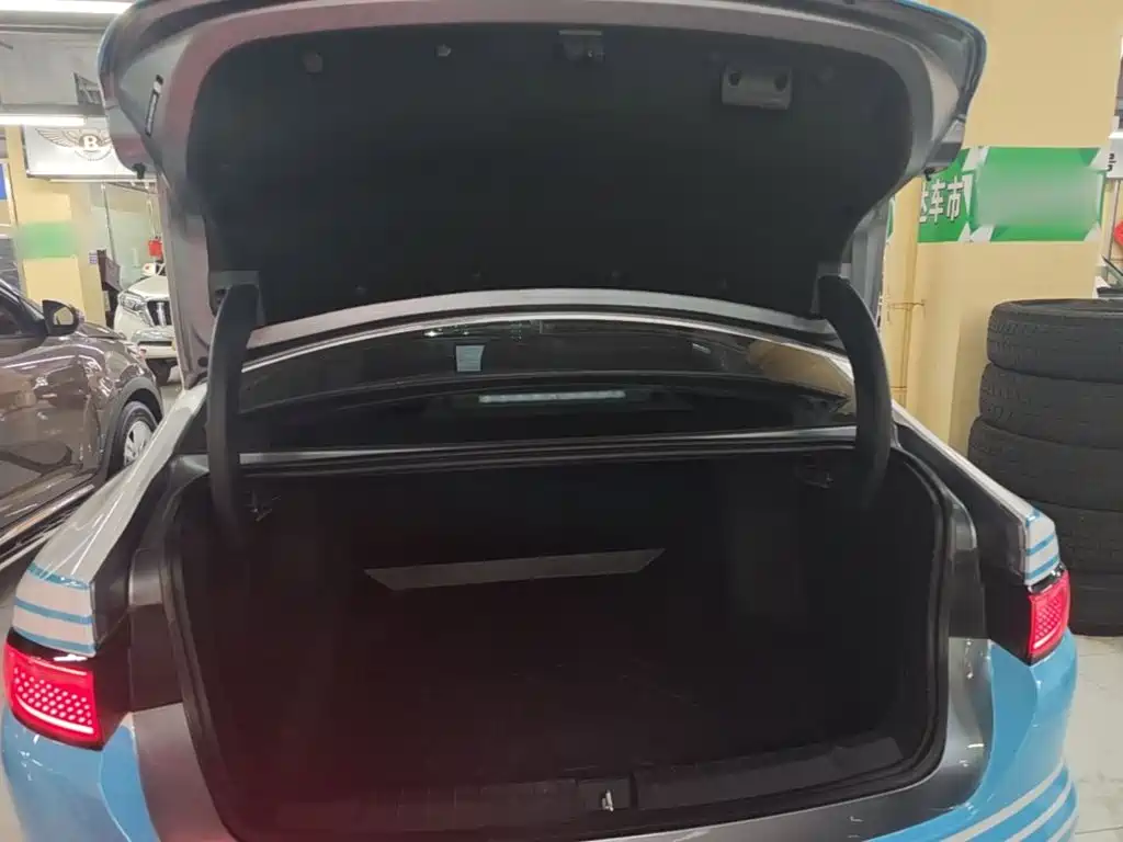BYD Seal 05 DM-i — миниатюра 19