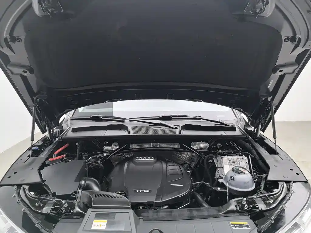 Audi Q5L — миниатюра 6