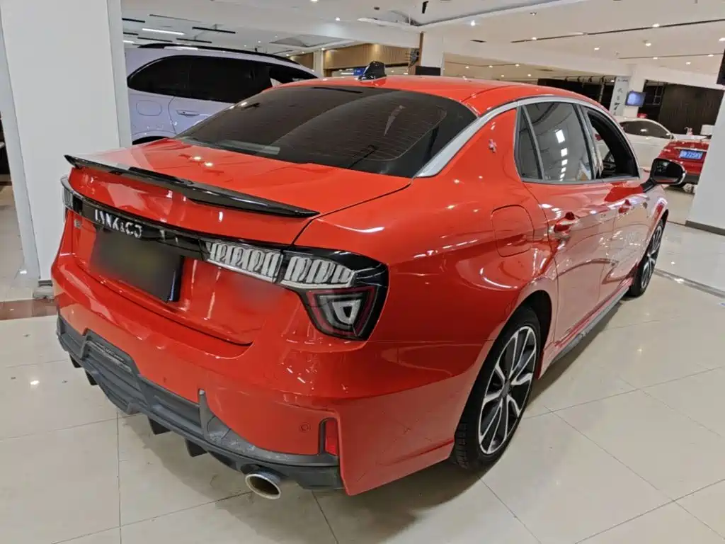 Lynk & Co 03 — миниатюра 7