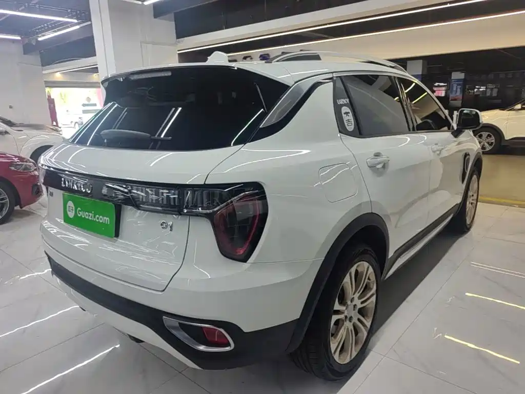 Lynk & Co 01 — миниатюра 7