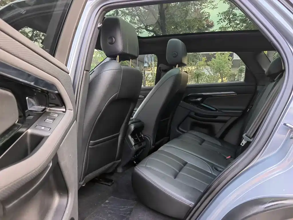 Land Rover Evoque — миниатюра 6