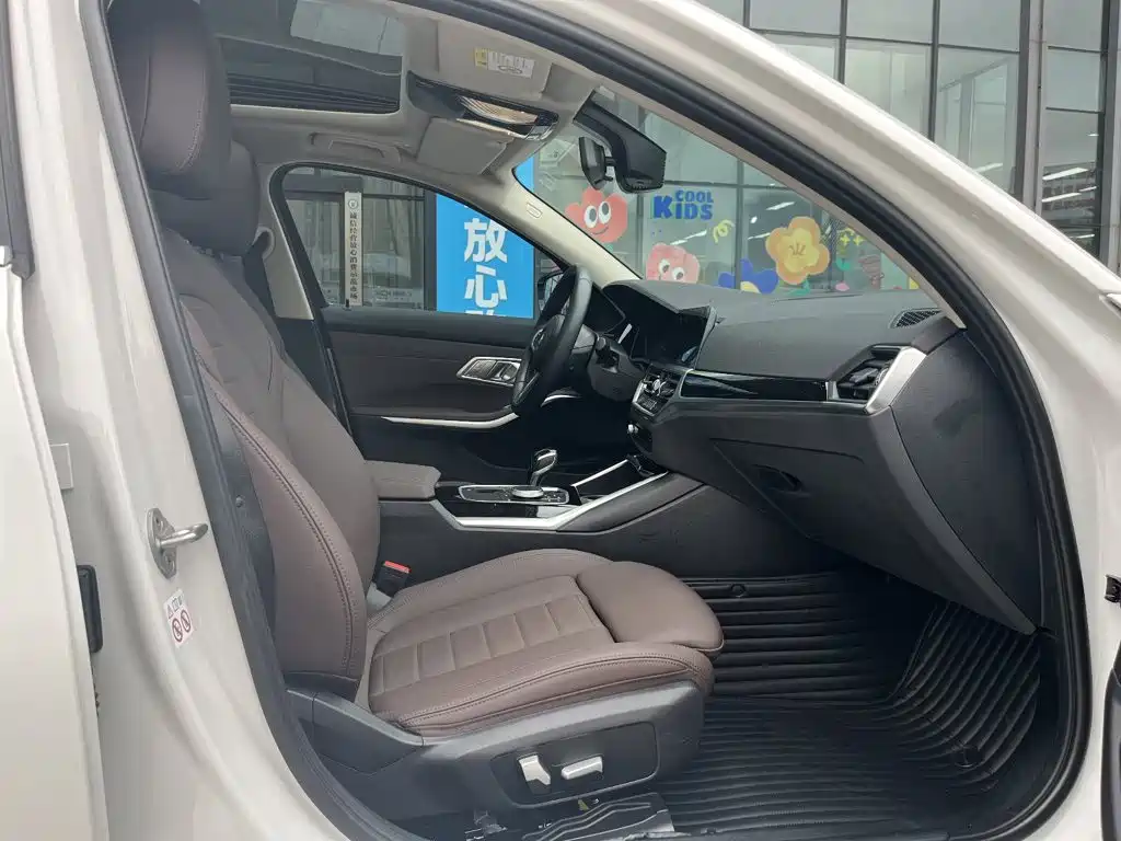 BMW 3 Series — миниатюра 29