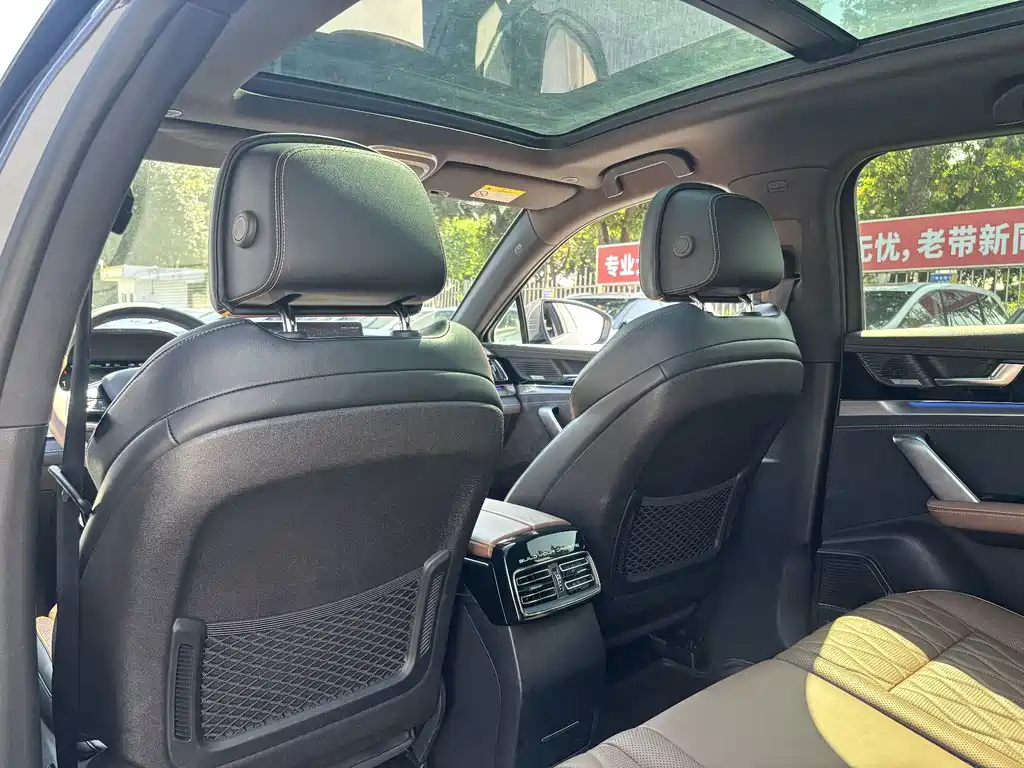 BYD Tang New Energy — миниатюра 23