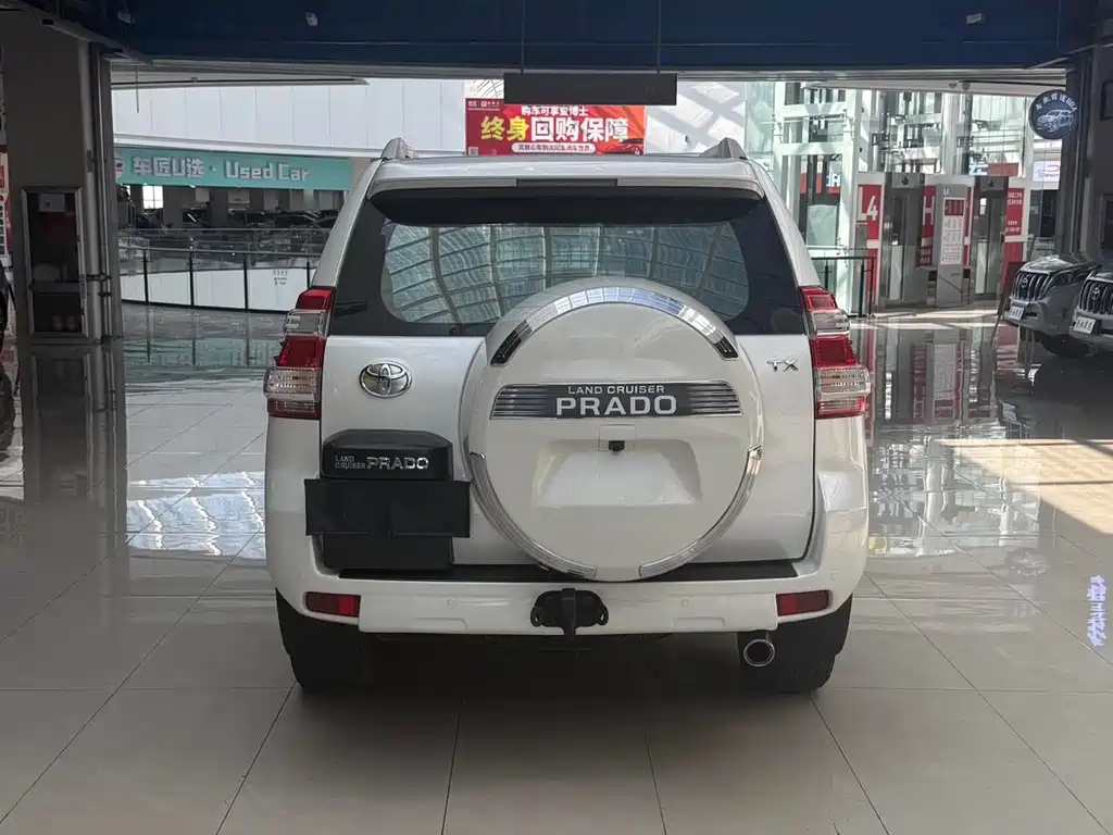 TOYOTA PRADO