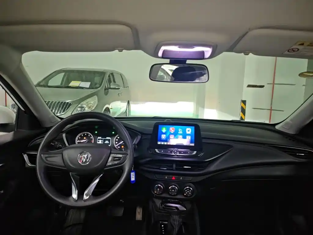 Buick Verano — миниатюра 10