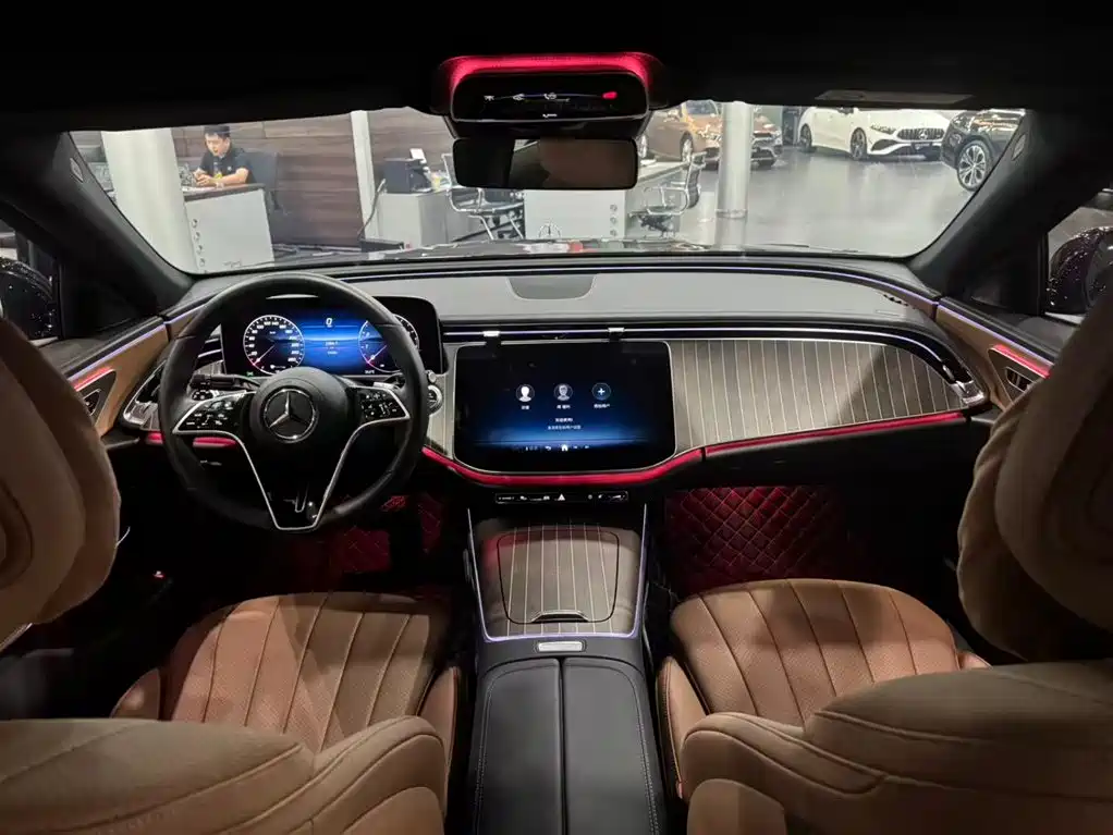 Mercedes-Benz E-Class — миниатюра 17